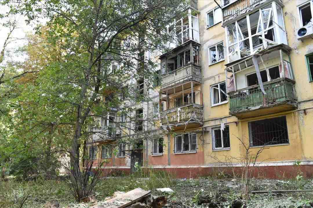 Зображення посту: У Краматорську зафіксували серію ударів безпілотників — постраждала жінка