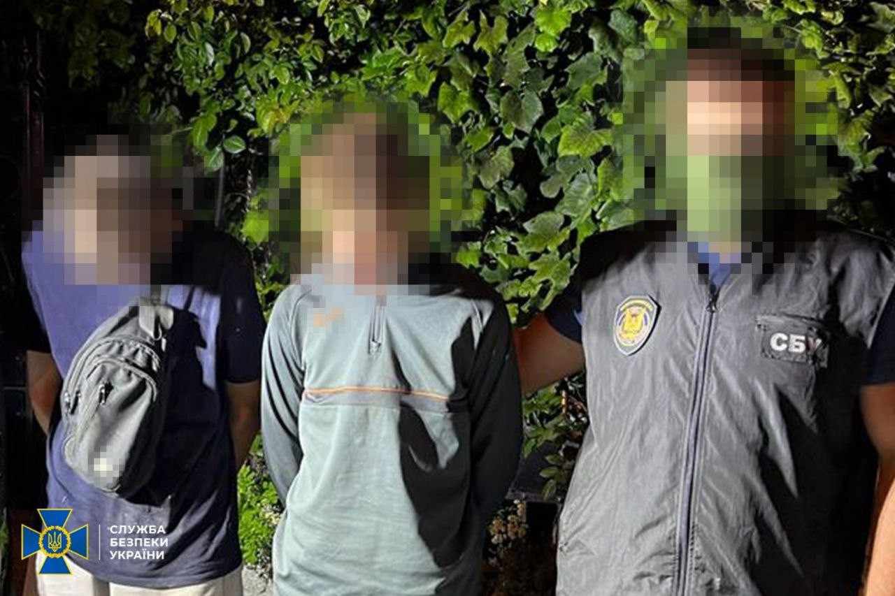 Стаття: СБУ затримала у Львові двох підлітків, завербованих Росією для підриву українського військового