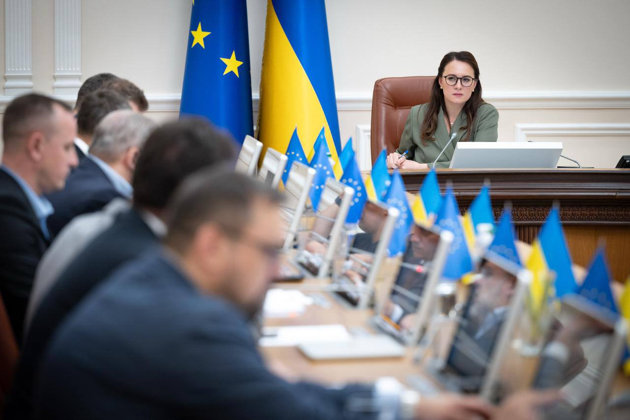 Стаття: Кабмін пропонує підвищити прожитковий мінімум та мінімальну зарплату у 2026 році