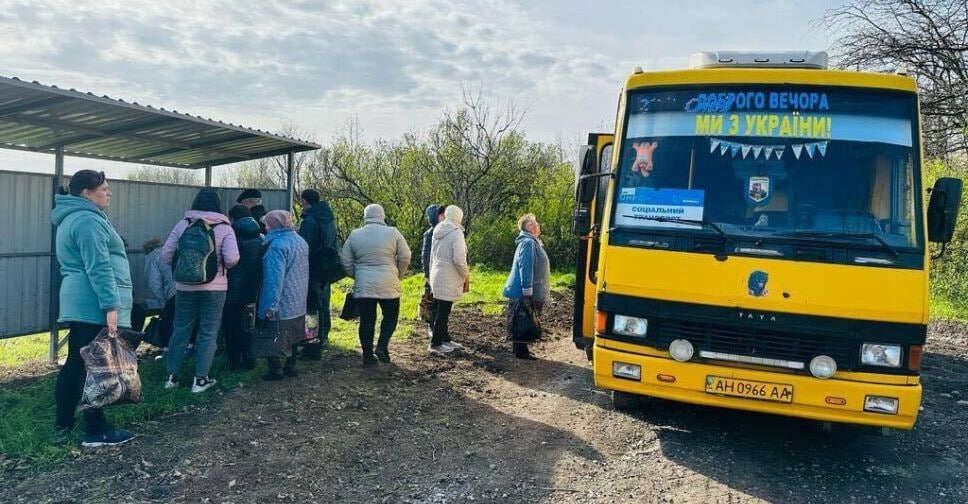 Стаття: 93-річний мешканець Родинського пройшов сім кілометрів, щоб виїхати з прифронтового міста