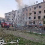 Зображення посту: Окупанти поцілили трьома авіабомбами по центру Краматорська: 9 людей постраждали