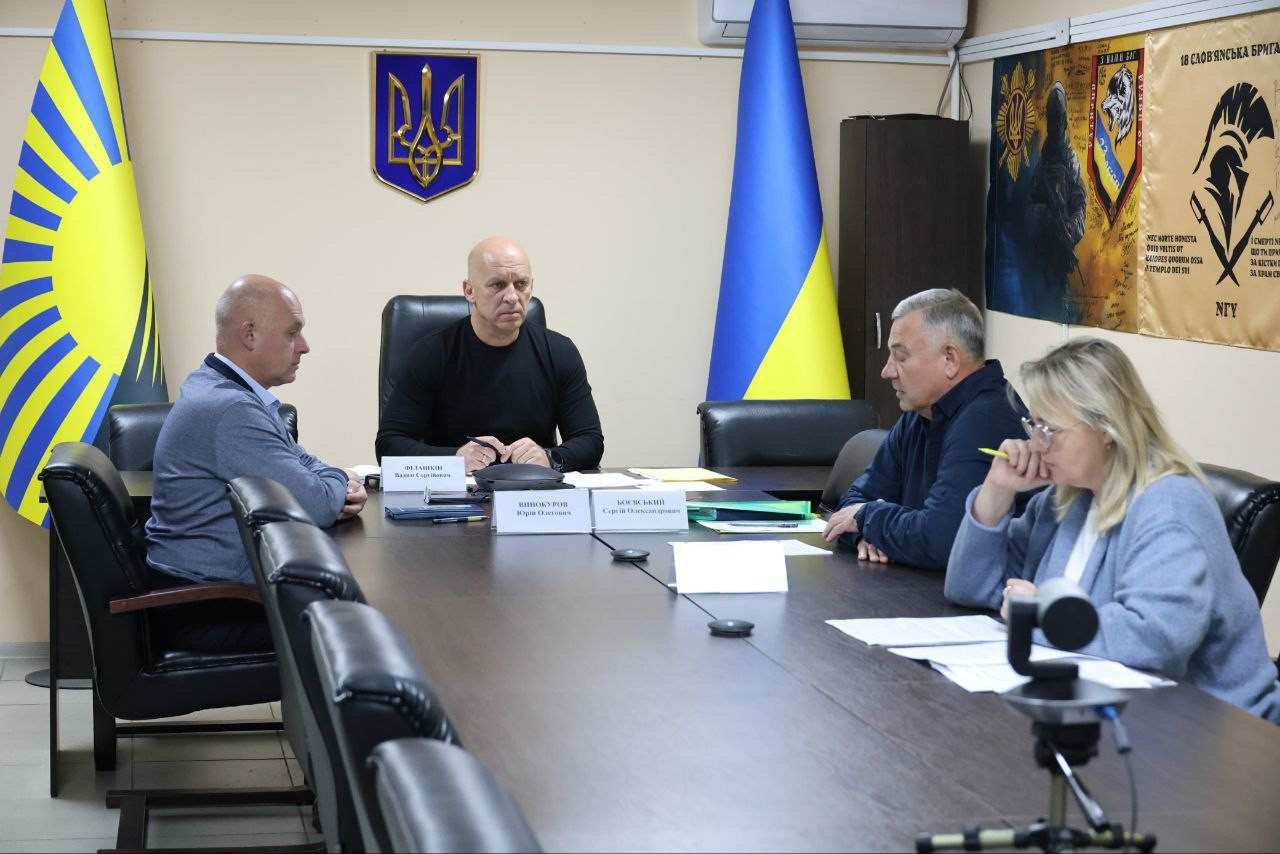 Стаття: У дев’яти громадах Донеччини не буде опалення взимку через бойові дії та руйнування мереж