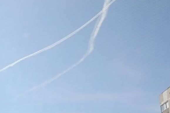 Стаття: В окупованому Донецьку пролунали вибухи: повідомляють про можливе влучання по базуванню окупантів