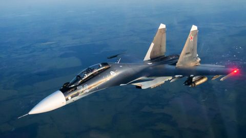 Стаття: Росіяни збили власний Су-30СМ у Криму під час відбиття атак України