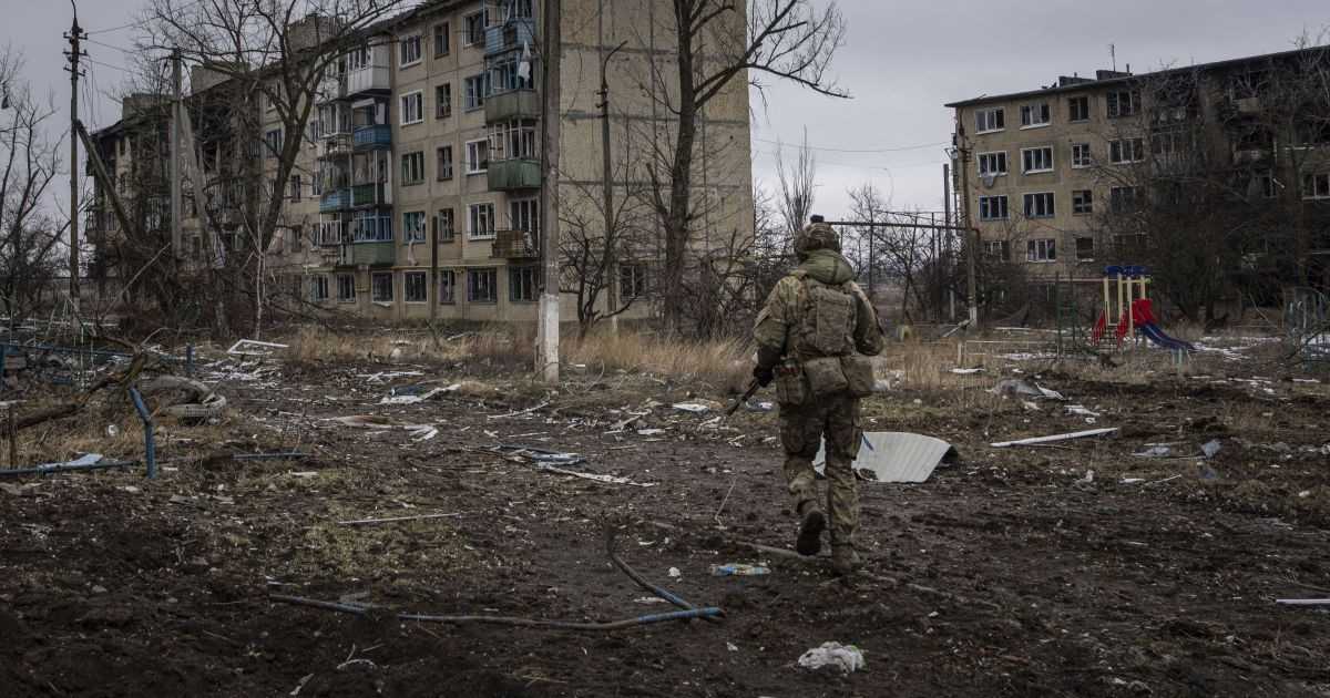 Стаття: Зеленський: під Покровськом ситуація складна, на Новопавлівському — тривають бої за звільнені села