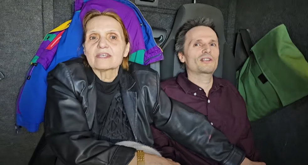 Зображення посту: «Їжу готували на свічках»: поліція евакуювала людей з Костянтинівки