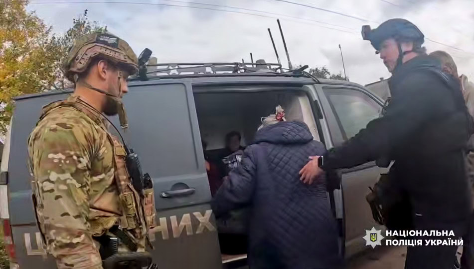Стаття: З Гришиного та Добропілля евакуювали 6 людей попри російську дронову атаку