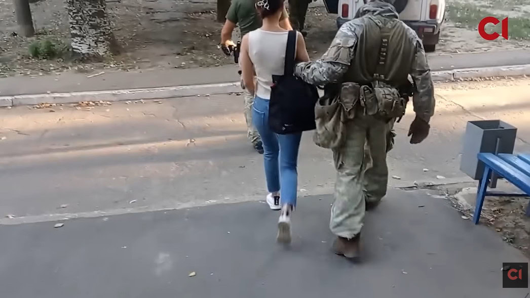 Зображення посту: Росія вже два роки утримує викрадену з Мелітополя журналістку Глуховську та катує її струмом