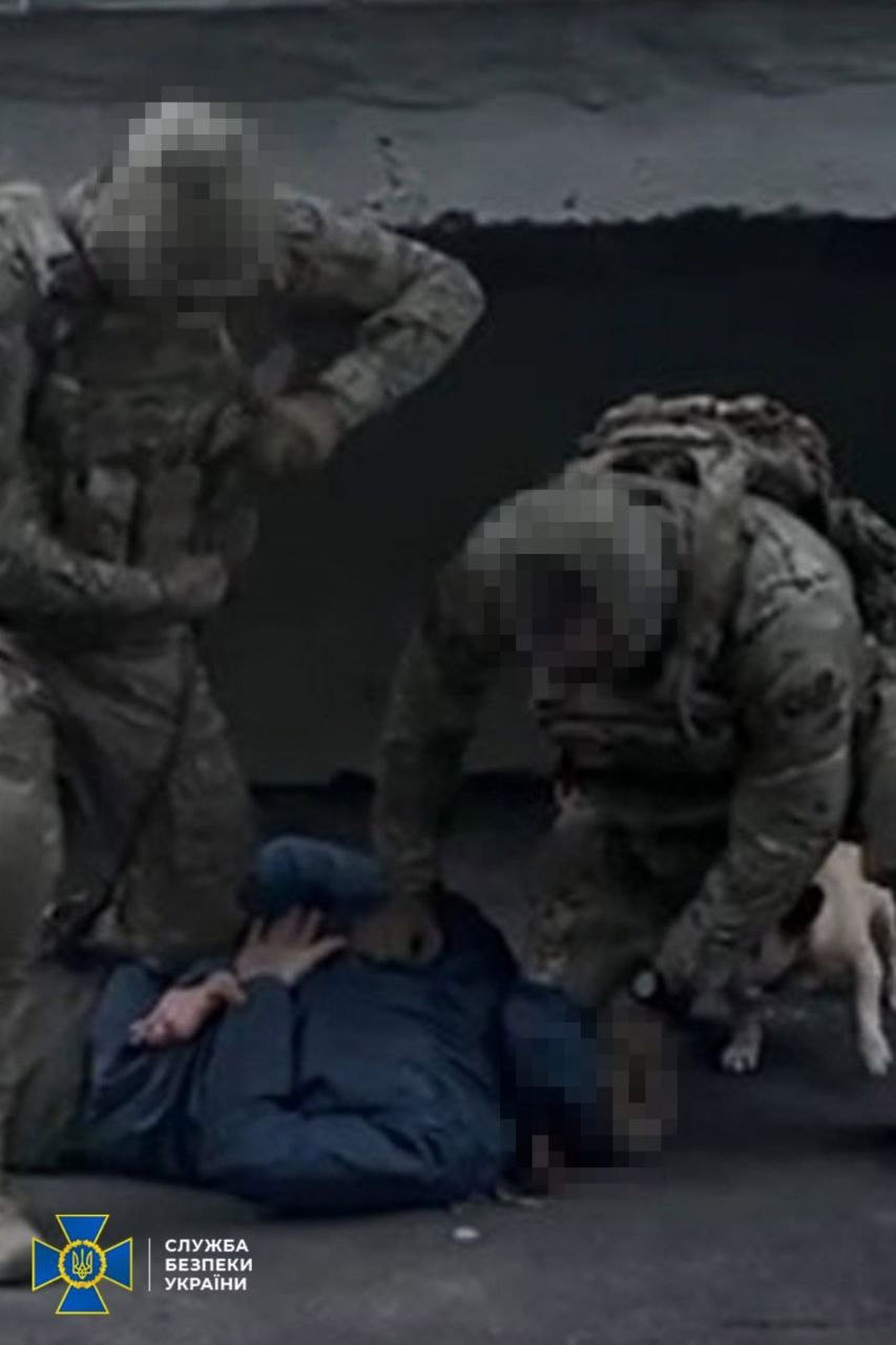 Зображення посту: У Слов’янську затримали чоловіка за підозрою у співпраці з РФ — він маскувався під військового, щоб збирати дані про ЗСУ