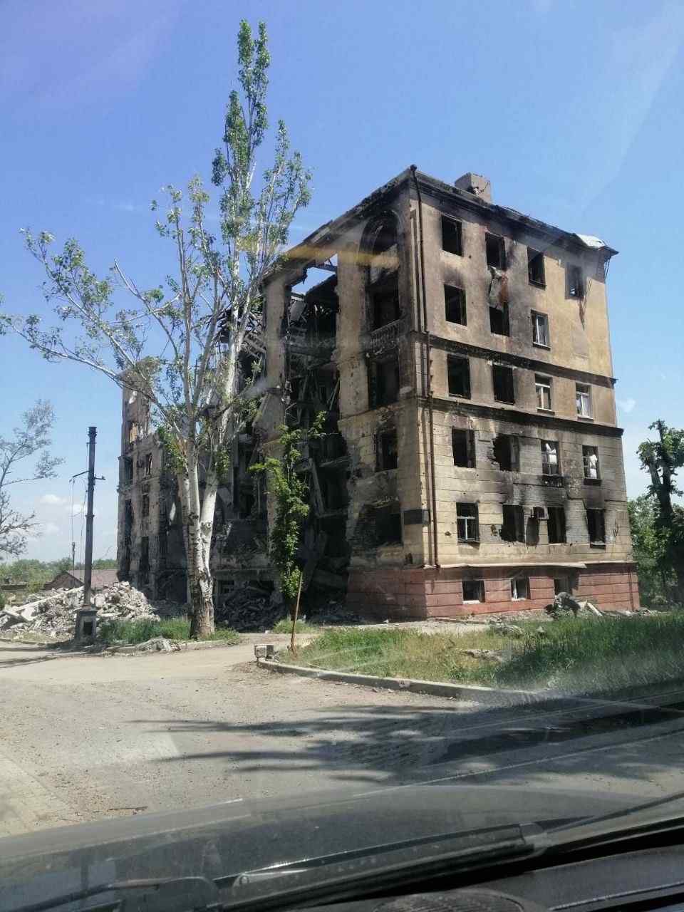 Зображення посту: У Маріуполі «під знесення» потрапили будинки, які жителі міста відремонтували власним коштом