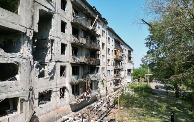 Стаття: ФАБ-3000 по Мирнограду: у мережі опублікували кадри авіаудару