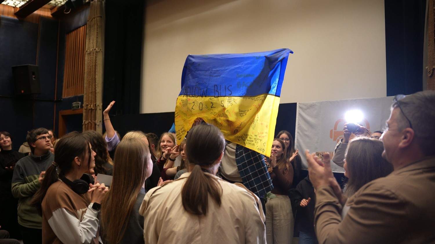 Зображення посту: «Жовтий автобус 2025»: як діти військових і переселенців створили власний фільм та репортаж