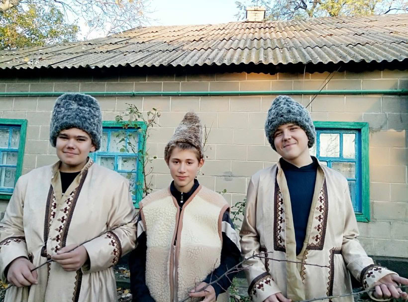 Зображення посту: «Гоніння гадюк», надазовські писанки та голубці від лемків: що внесли до нематеріальної спадщини Донеччини