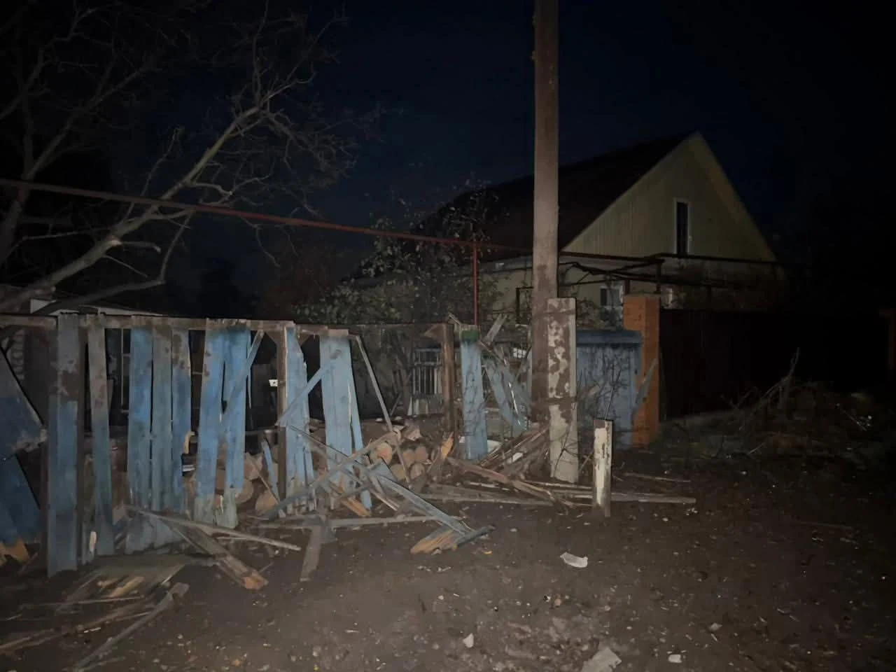 Стаття: Росія тричі за добу атакувала Слов’янськ дронами — пошкоджені будинки та АЗС