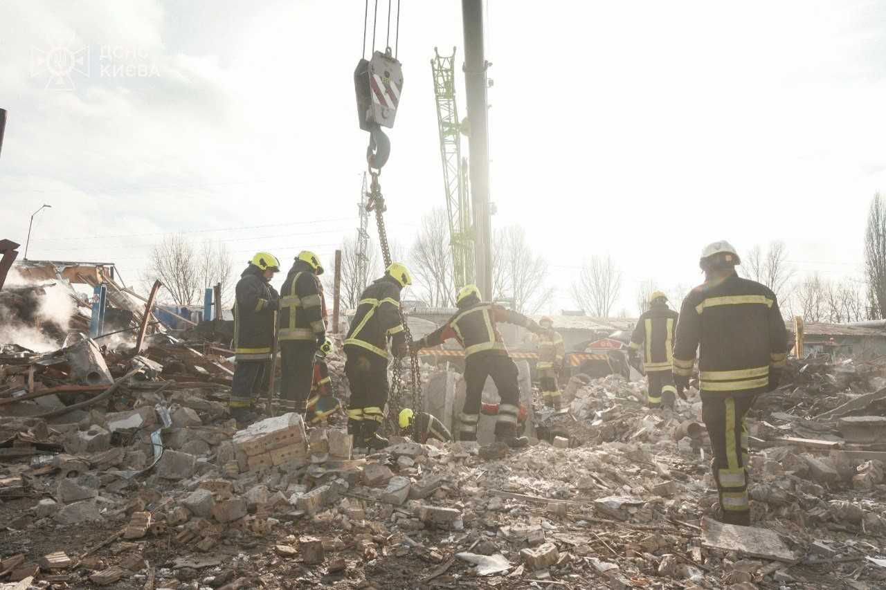 Зображення посту: Чергова атака Росії: жертви й руйнування в Україні, дрони над Молдовою та Румунією