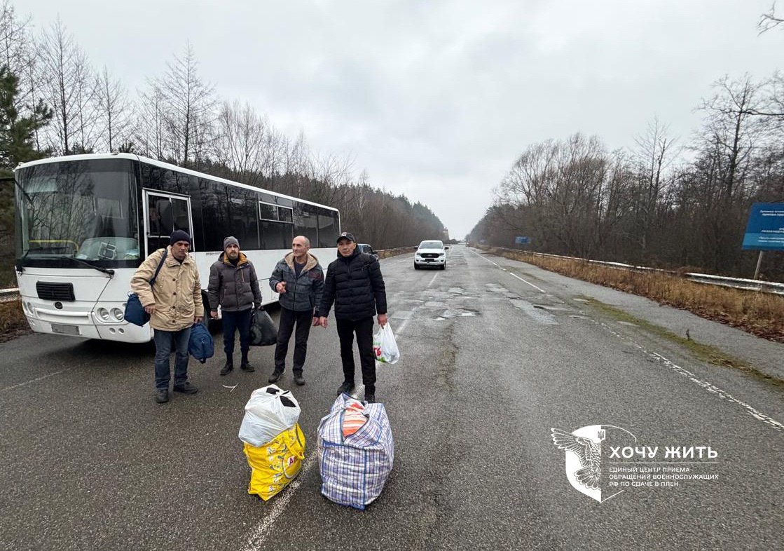 Стаття: Україна передала Росії 14 цивільних і заявила про подальші односторонні повернення