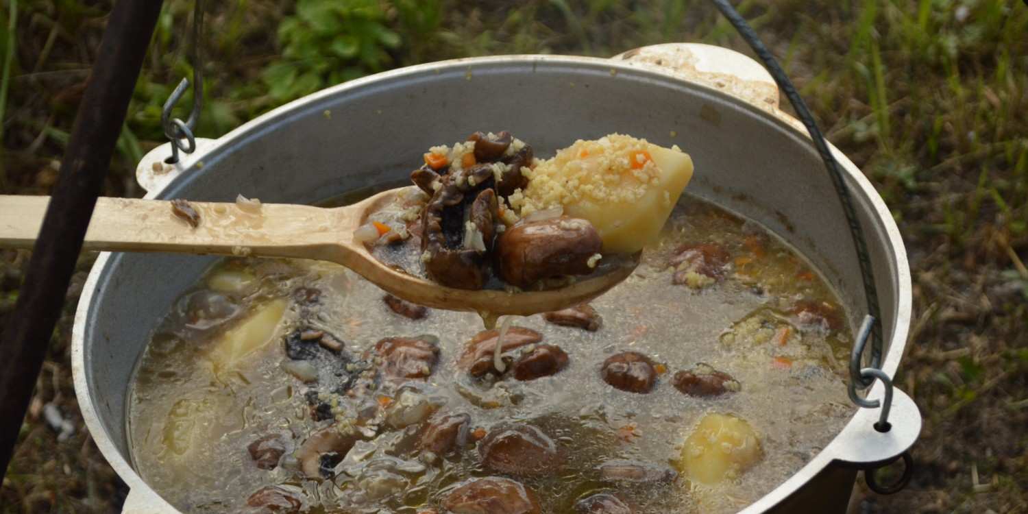 Зображення посту: Зелеківська зливанка, травництво та традиції Трійці: які елементи спадщини Луганщини визнали на національному рівні