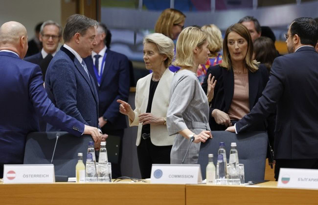 Стаття: Україна отримає безвідсоткову позику від ЄС на 90 мільярдів євро замість репараційного кредиту з російських активів