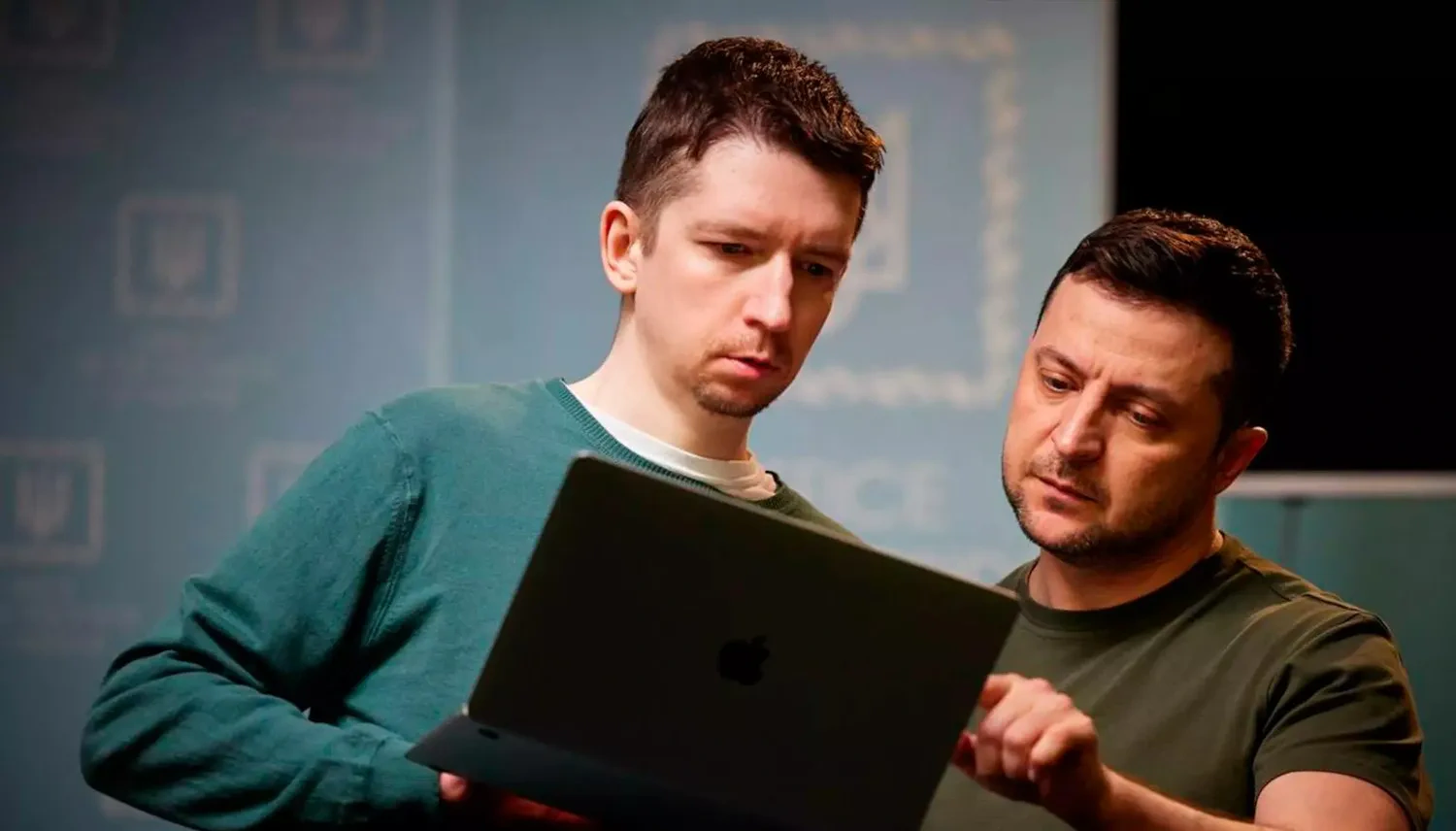 Стаття: В Офісі президента спростували заяву про нібито згоду України відвести війська з Донеччини