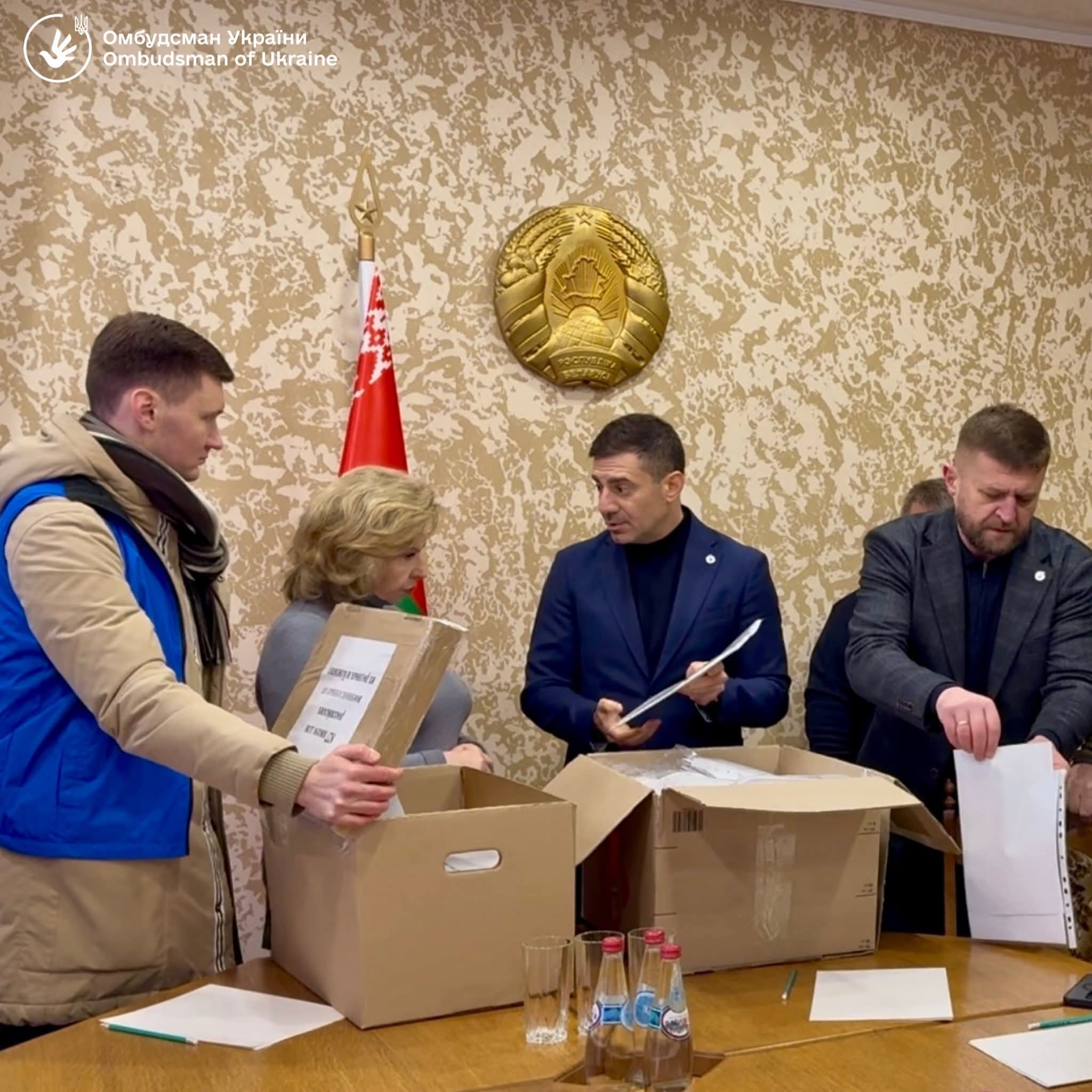 Зображення посту: Україна передала 2000 посилок полоненим і повернула 45 людей