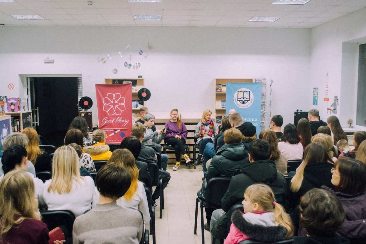 Зображення посту: Зберігає ідентичність та створює новий культурний простір. Як працює двічі релокована Луганська обласна наукова бібліотека