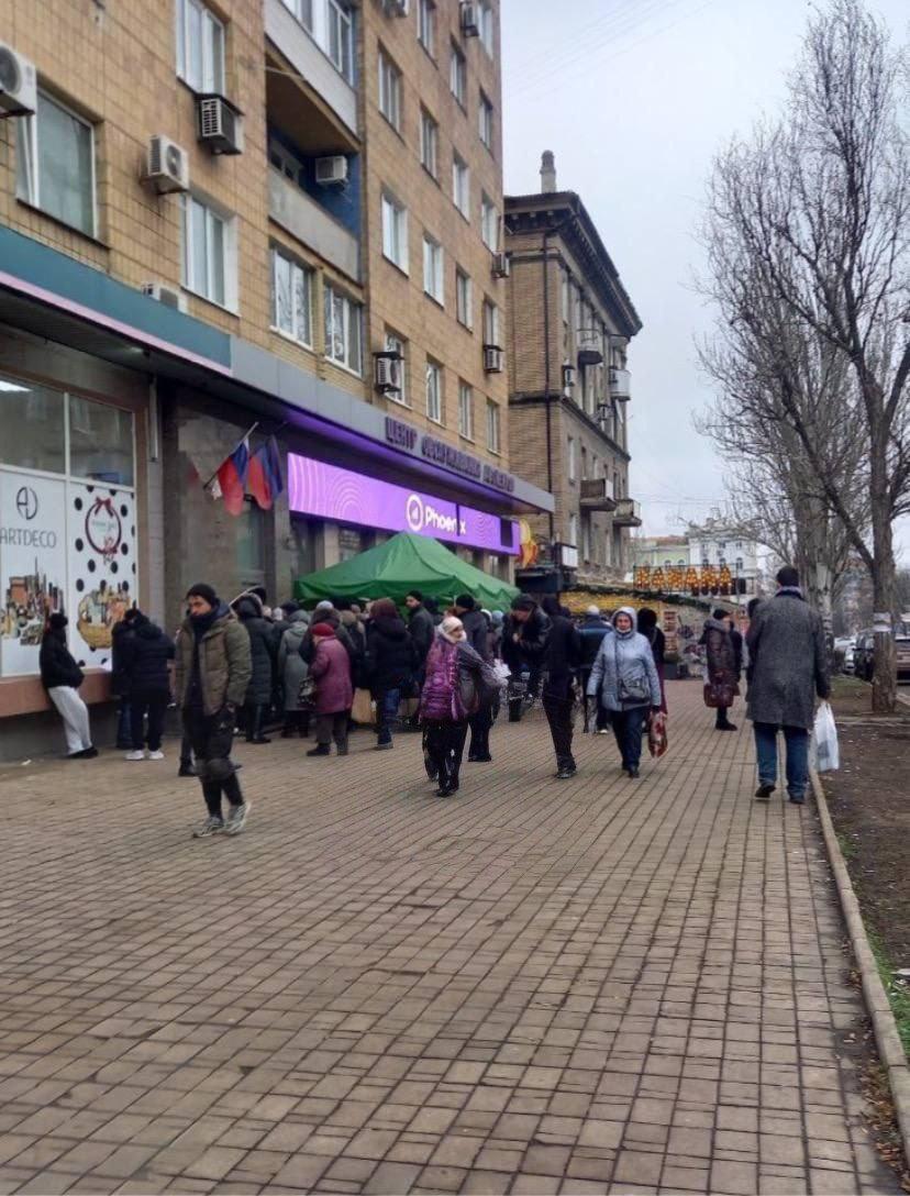 Зображення посту: «Фенікс» на окупованій Донеччині масово блокує SIM-картки без російського паспорта