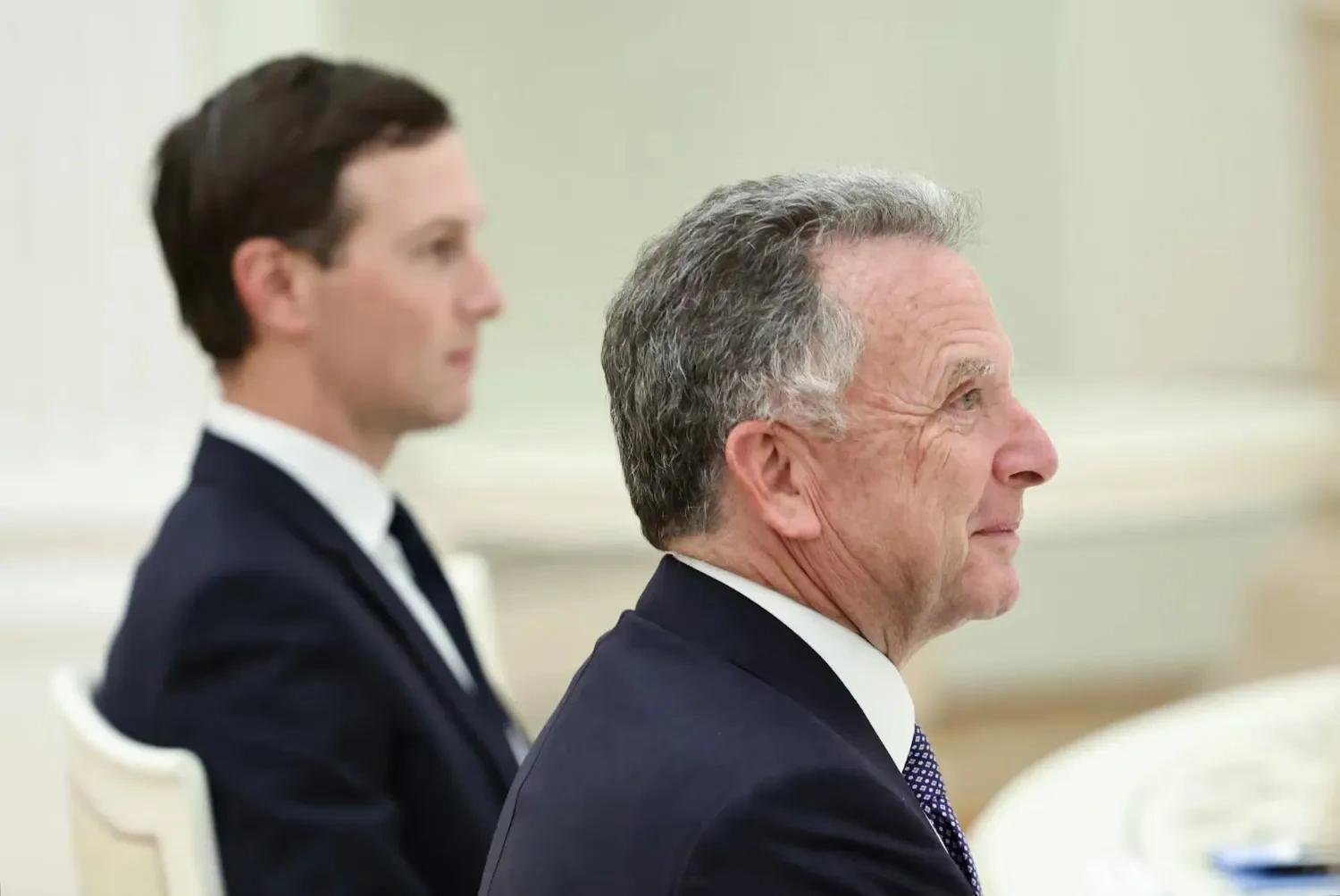 Стаття: США пропонує Києву жорсткіші умови мирного плану після переговорів із РФ у Москві