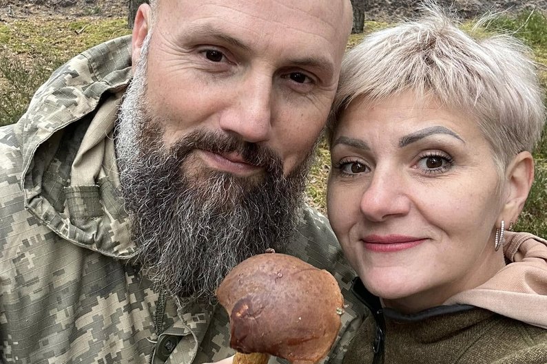 Стаття: Родині загиблого захисника з Луганщини відмовили у виплаті через зміну реєстрації ВПО