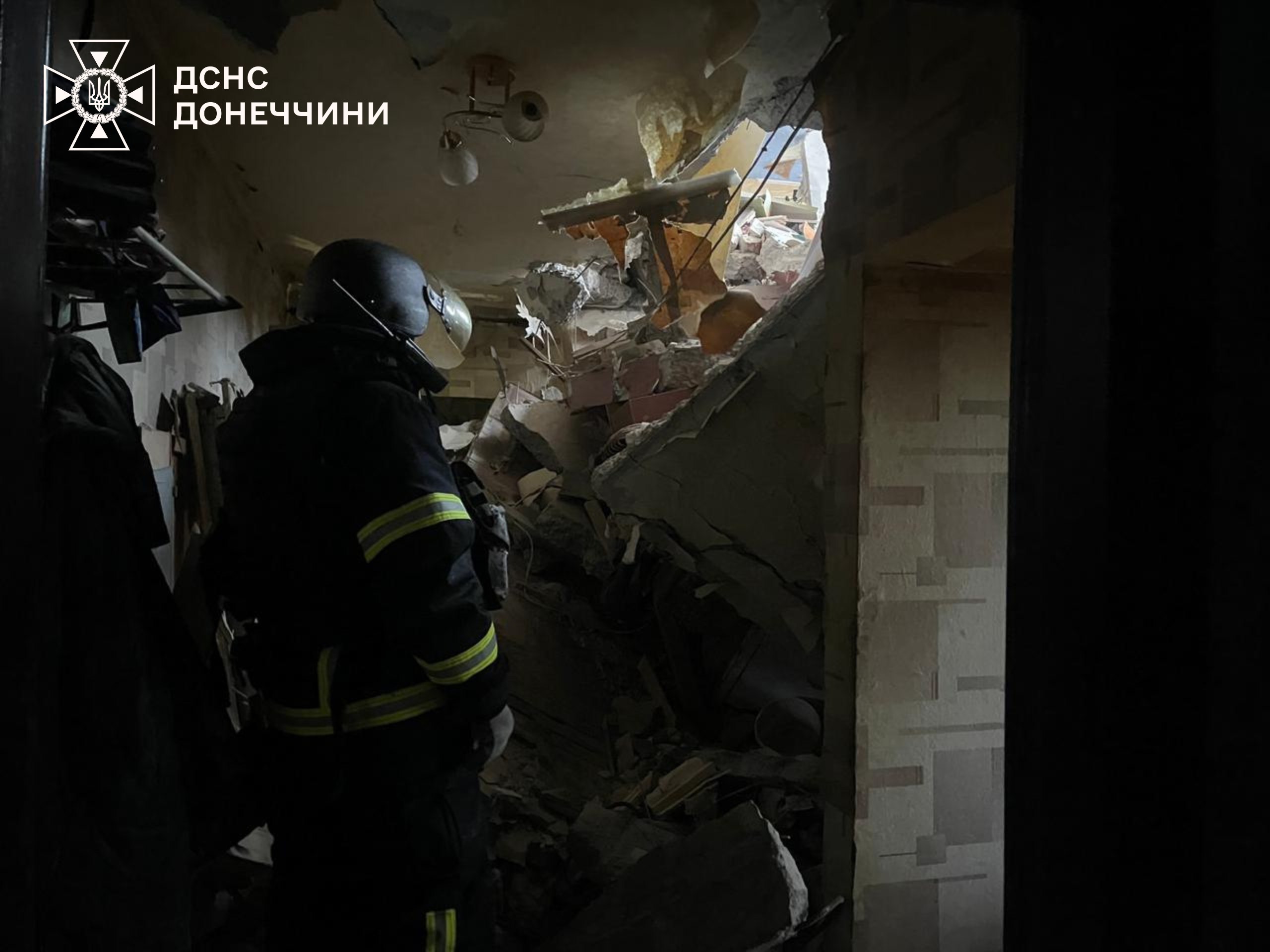 Стаття: У Краматорській громаді дрони «Молнія-2» вдарили по багатоповерхівці та оптовій базі