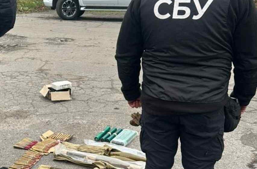 Стаття: На Донеччині затримали п’ятьох підозрюваних у продажі зброї із зони бойових дій