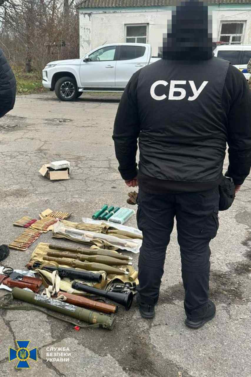 Зображення посту: На Донеччині затримали п’ятьох підозрюваних у продажі зброї із зони бойових дій