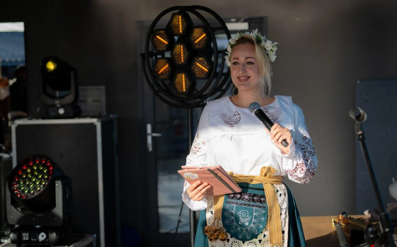 Зображення посту: Луганськ, окупація і саксофон: історія музикантки Карини Антоненко, яка збирає фольклор українського Сходу