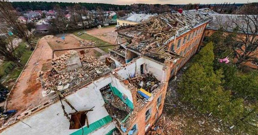 Зображення посту: Як не зруйнувати демократію, намагаючись провести вибори: Павло Романюк про зміну влади під час війни