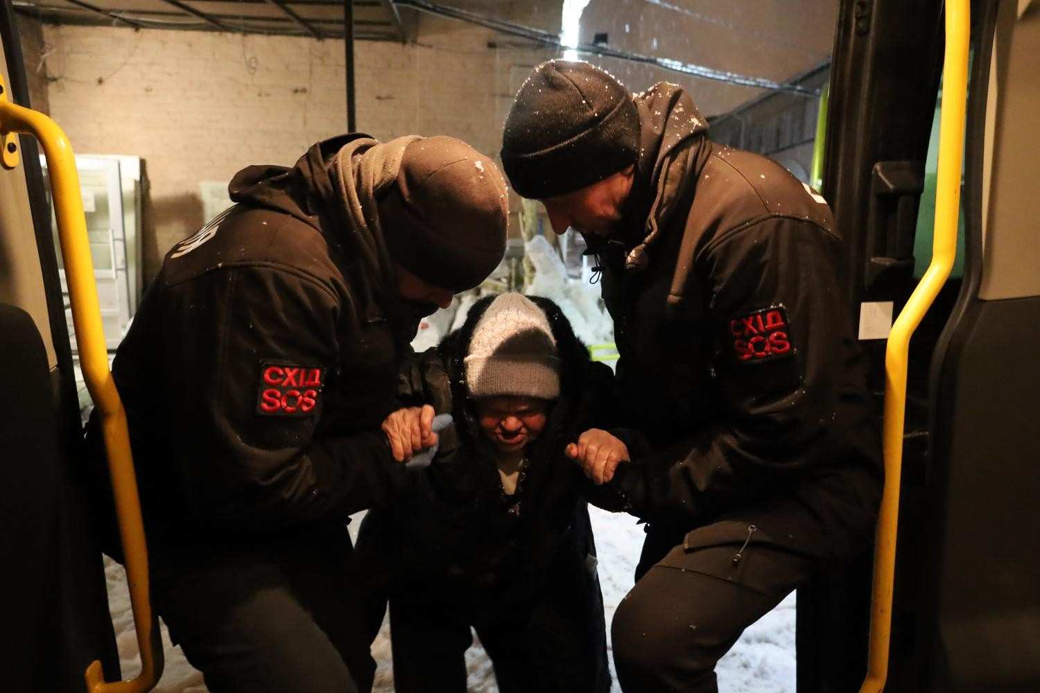 Зображення посту: «Черга на життя» і удари по світлу: як війна змінює життя Донеччини та випробовує енергосист