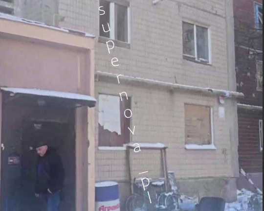 Зображення посту: Обгорілі будинки й могили у дворах: з’явилися кадри окупованого Вугледара