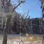 Зображення посту: Обгорілі будинки й могили у дворах: з’явилися кадри окупованого Вугледара