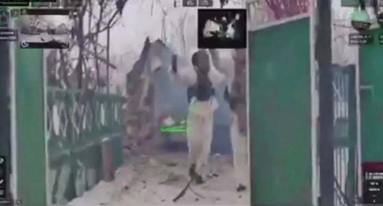 Стаття: Українські військові захопили в полон трьох окупантів за допомогою наземного роботизованого комплексу