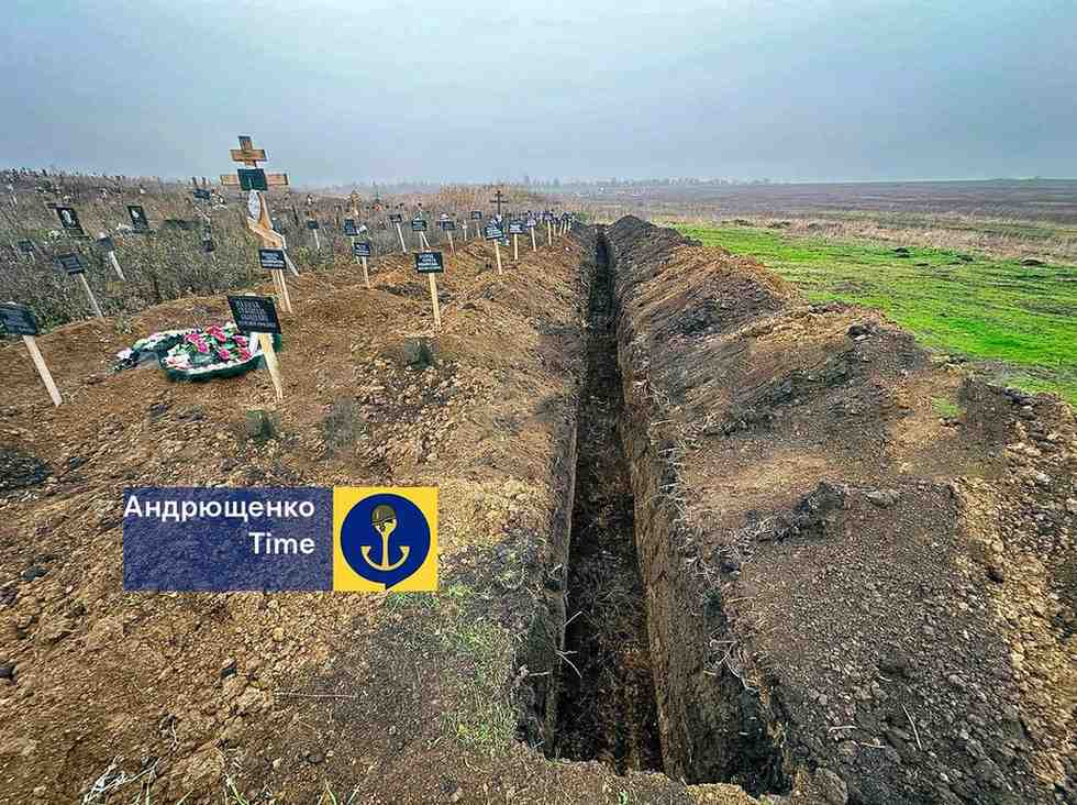Зображення посту: «Розмах нових траншей для поховань шокує на третій рік окупації»: у Маріуполі з’явилися нові місця масових поховань