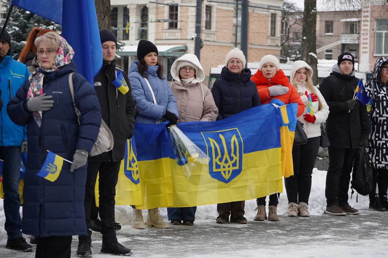 Зображення посту: У Дніпрі переселенці з Луганщини створили «Ланцюг Єдності»