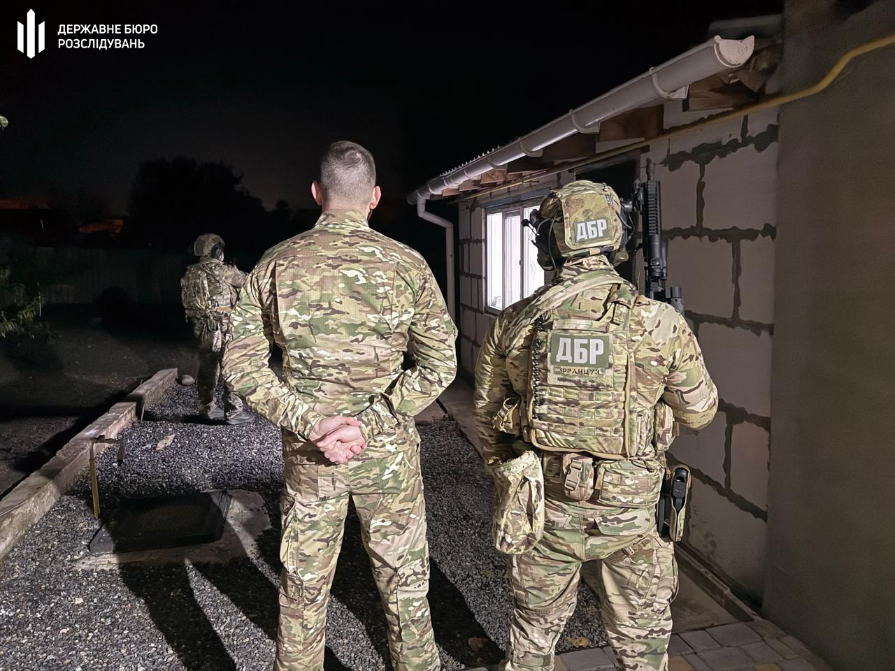 Стаття: На Сумщині замкомбата катував солдатів і імітував їхній розстріл — його судитимуть