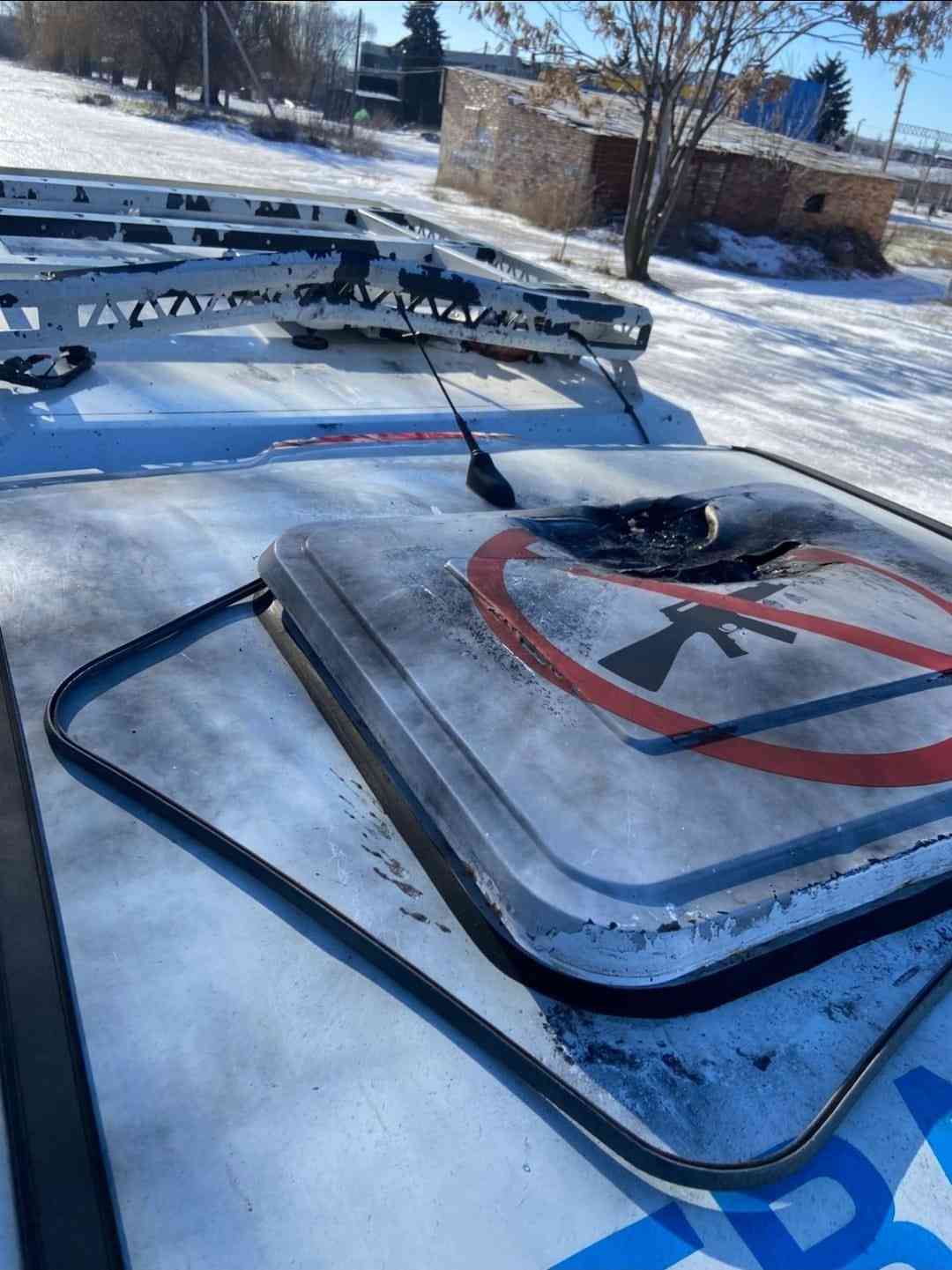 Зображення посту: Евакуаційне авто потрапило під атаку FPV-дрона в Олексієво-Дружківці