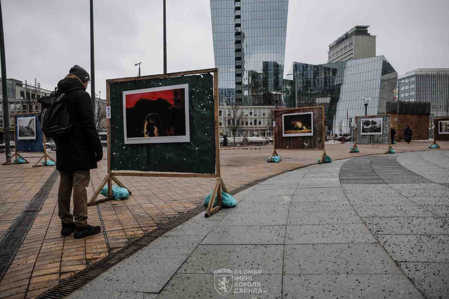 Стаття: У Вільнюсі відкрили виставку про оборону Часового Яру