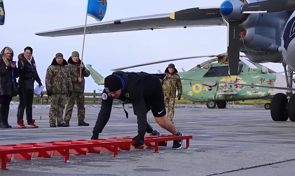 Зображення посту: «Тобі 22 — і ти без ноги. Не маючи трудової книжки, одразу на пенсії»: історія першого в Україні параатлета Романа Кашпура