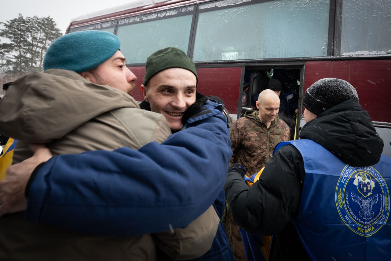Стаття: Захисника Маріуполя, історію якого розповідала «Точка Сходу», повернули з полону