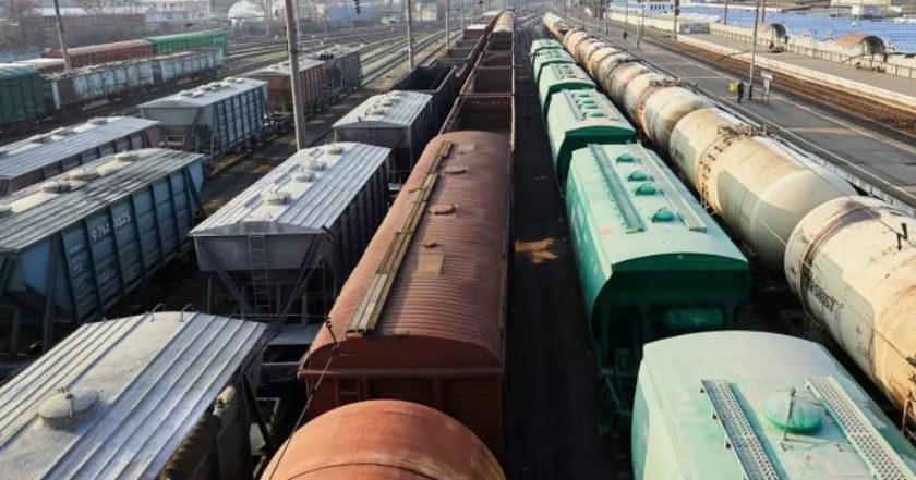 Стаття: Росія планує будівництво залізниці між Маріуполем і Мелітополем для військової логістики