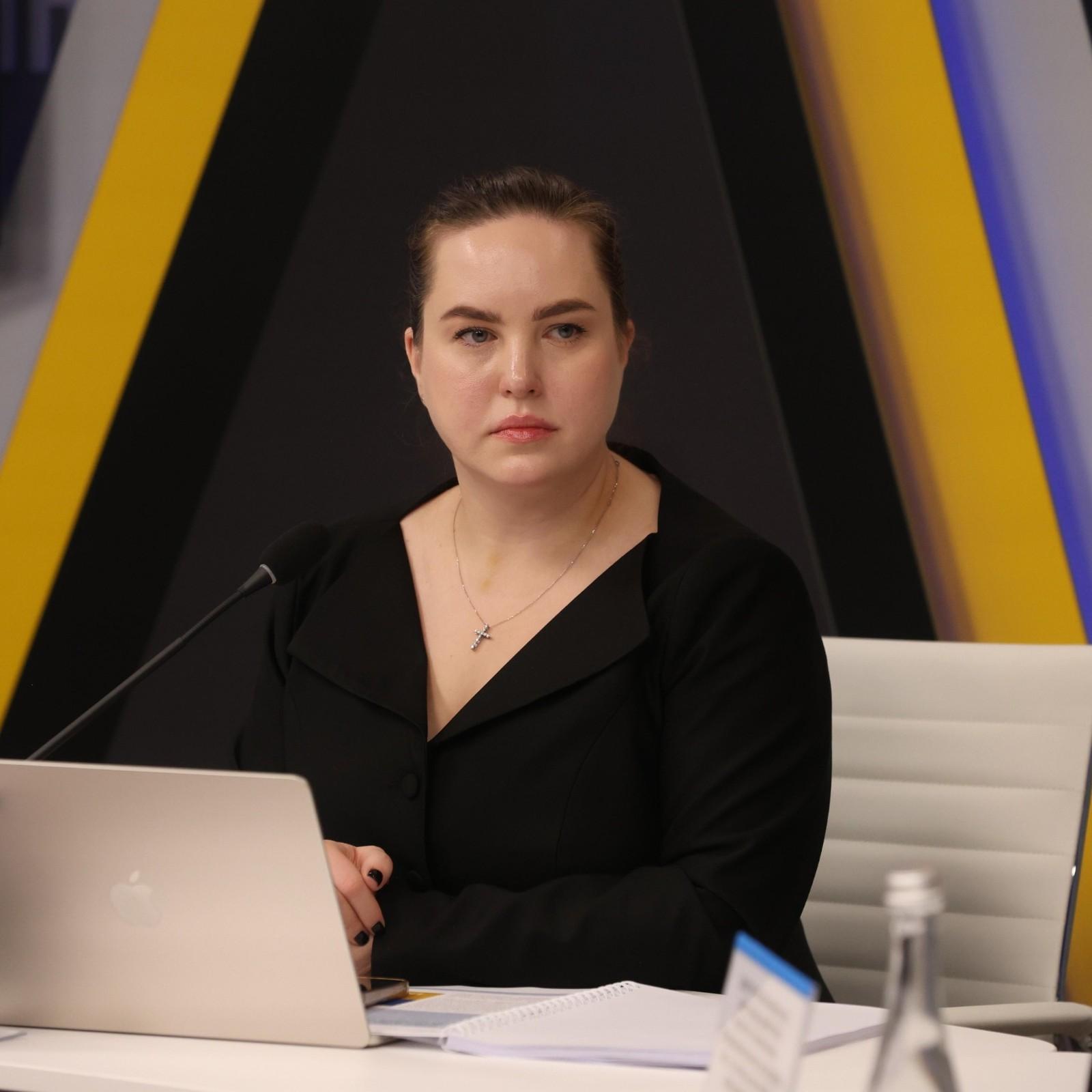 Зображення посту: Блокування Telegram, тиск на жінок і китайський бізнес: що відбувається на окупованому Донбасі