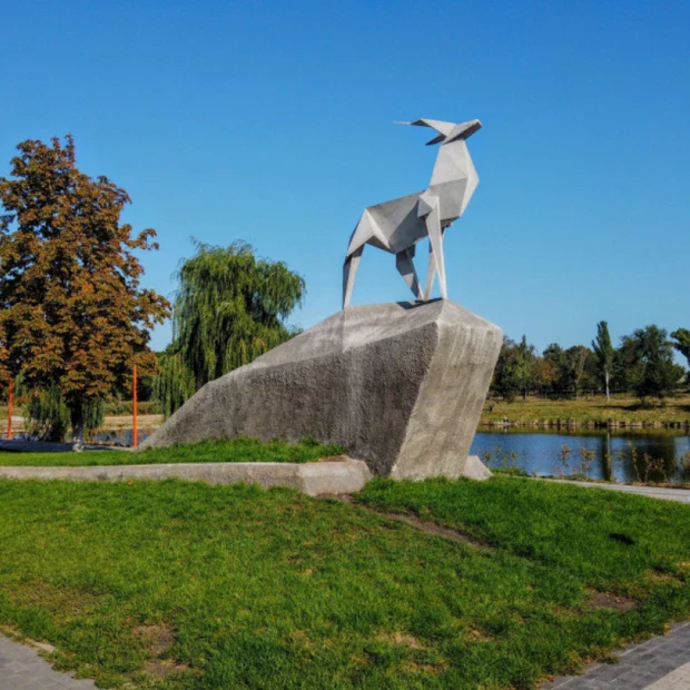 Зображення посту: Скульптура «Оригамі-олень» з Покровська вирушає у тур столицями Європи