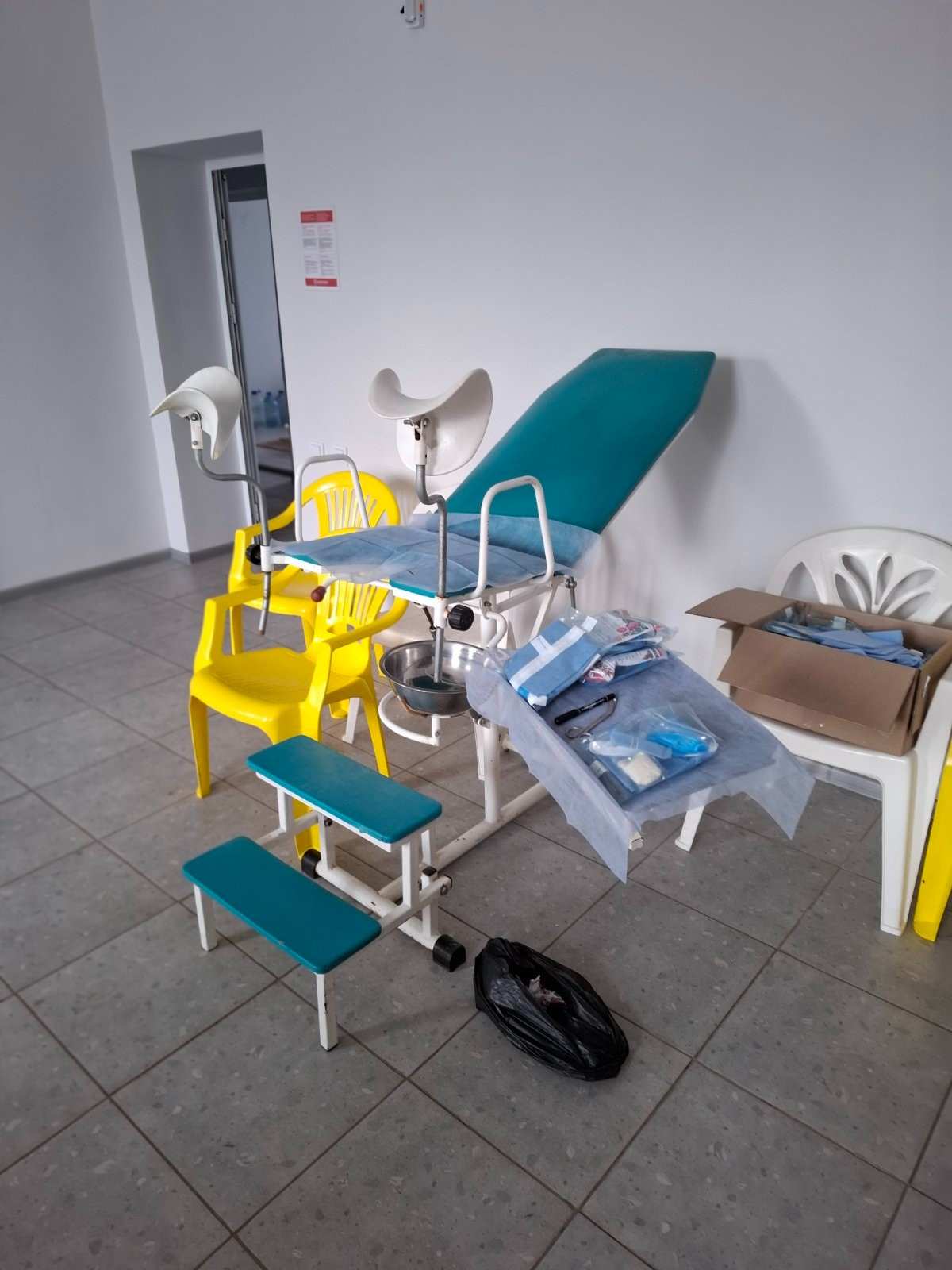 Зображення посту: Понад 440 жінок отримали допомогу: як працюють мобільні медичні бригади на Донеччині