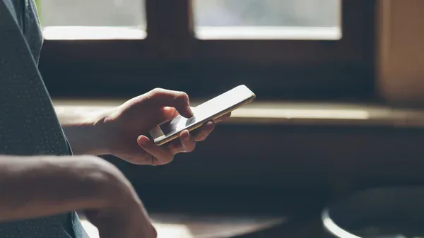 Стаття: На окупованих територіях знову фіксують перебої в роботі Telegram