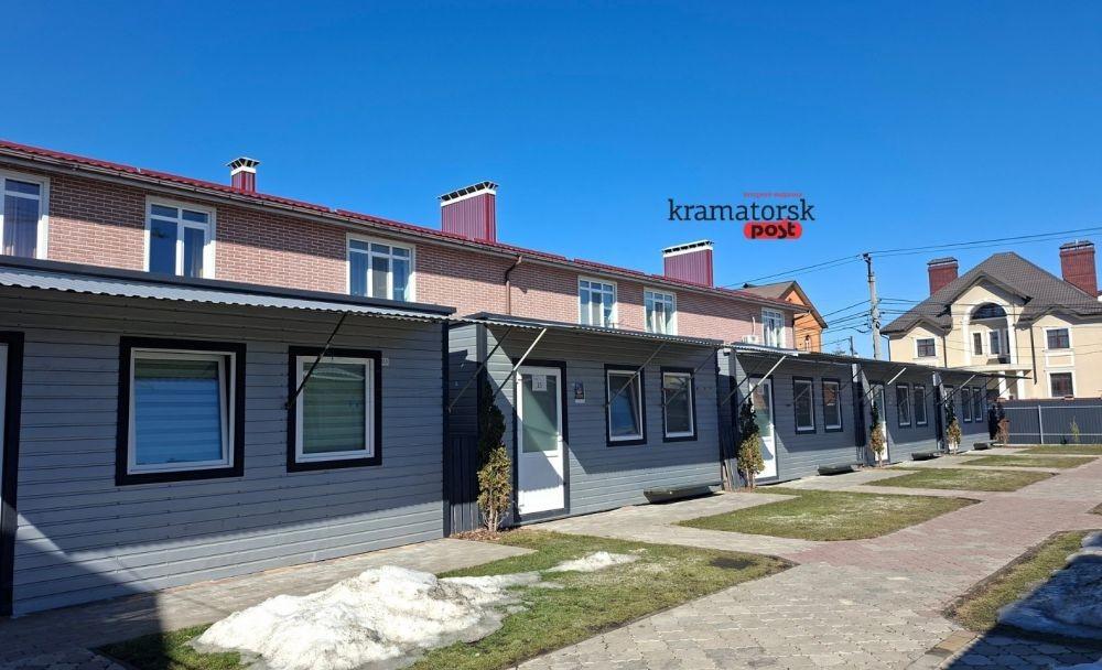 Зображення посту: Під Києвом працює прихисток для переселенців: як живуть родини